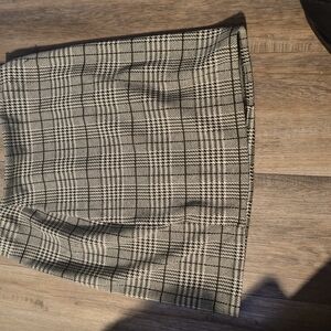 Nice clean pencil skirt